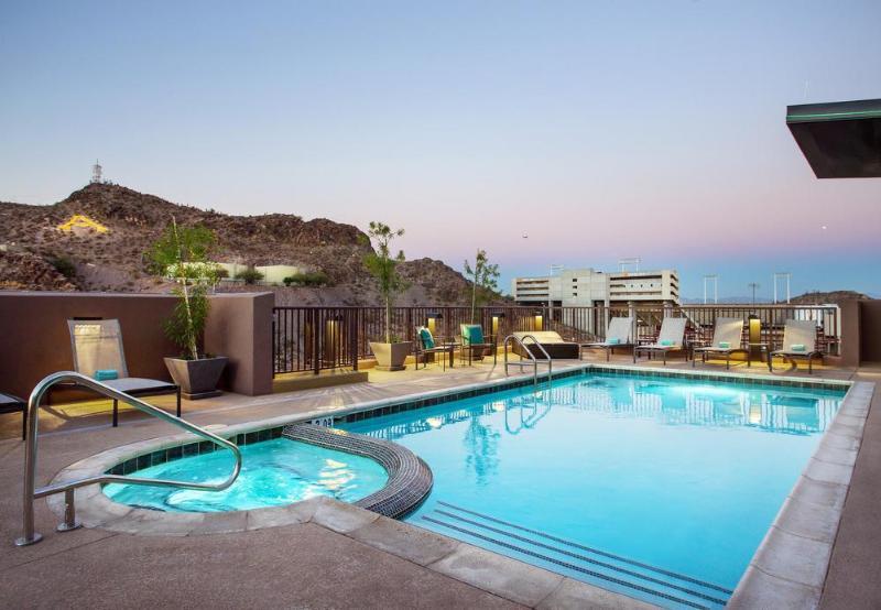 Residence Inn By Marriott Tempe Downtown/University Екстер'єр фото